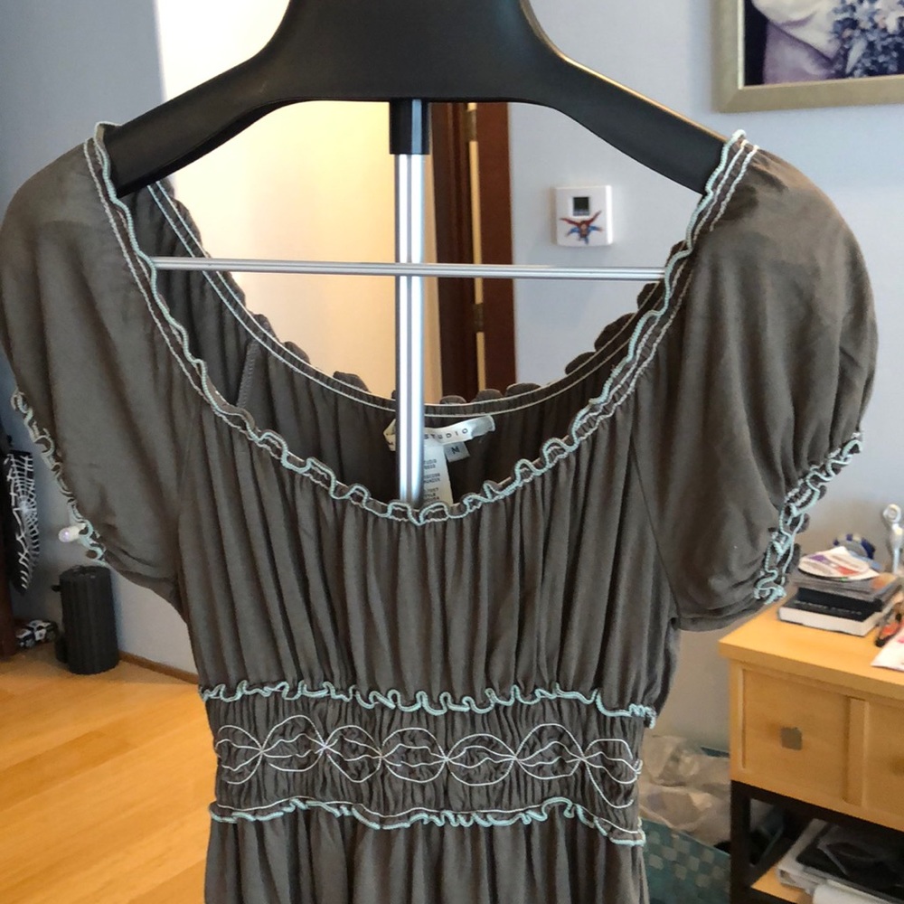 Dress - Picture 3 of 3
